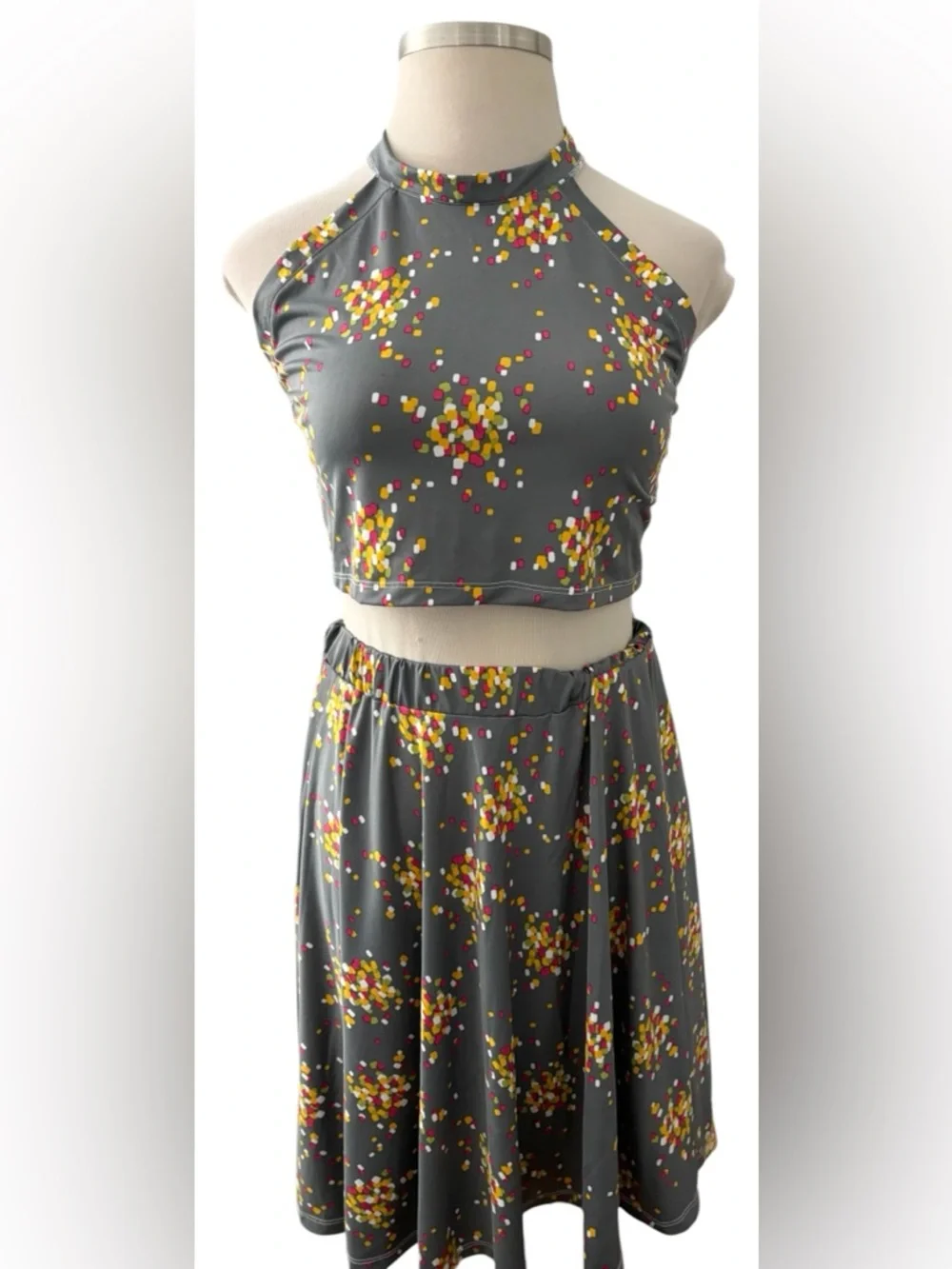 REBDOLLS 2-Piece Skirt and Halter Set Women's Size 1X - Picture 1 of 12